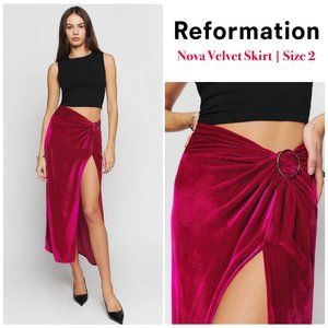 Reformation Nova Velvet Skirt | Size 2